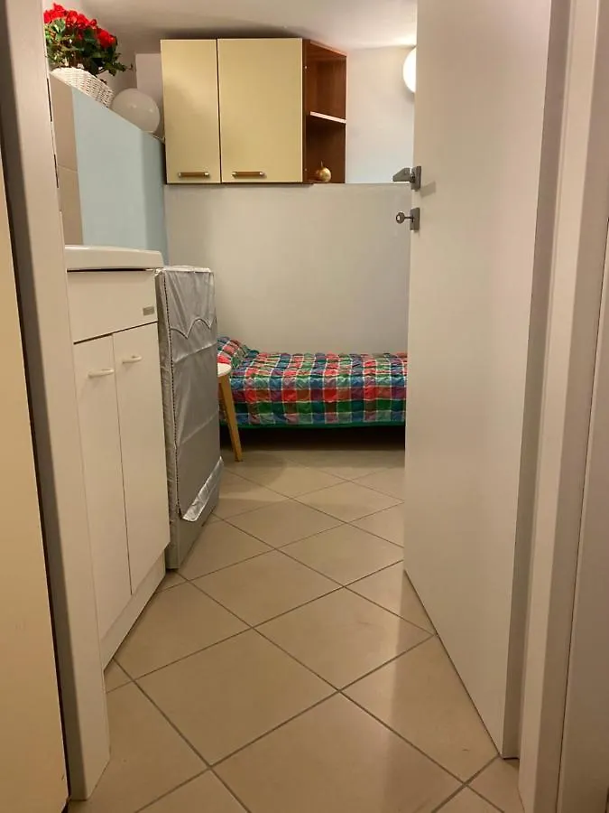 Casa Vacanze Gardiolina San Felice del Benaco Apartment