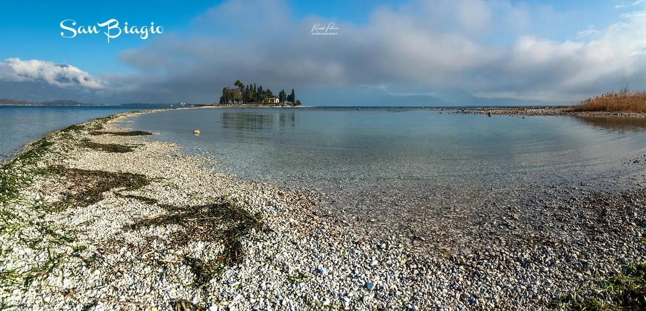 Casa Vacanze Gardiolina San Felice del Benaco 0*,
