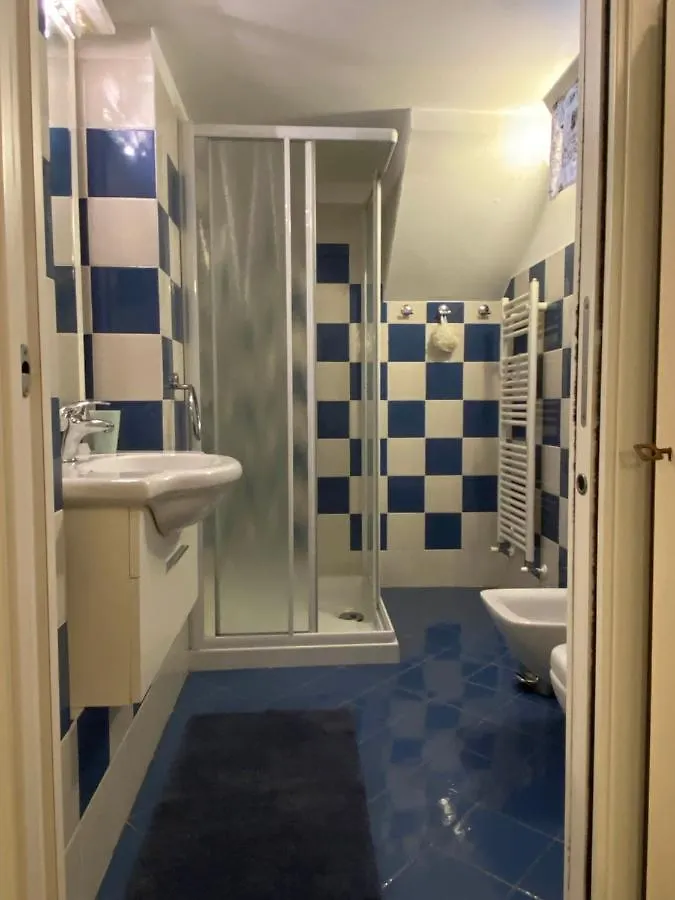 Apartment Casa Vacanze Gardiolina San Felice del Benaco