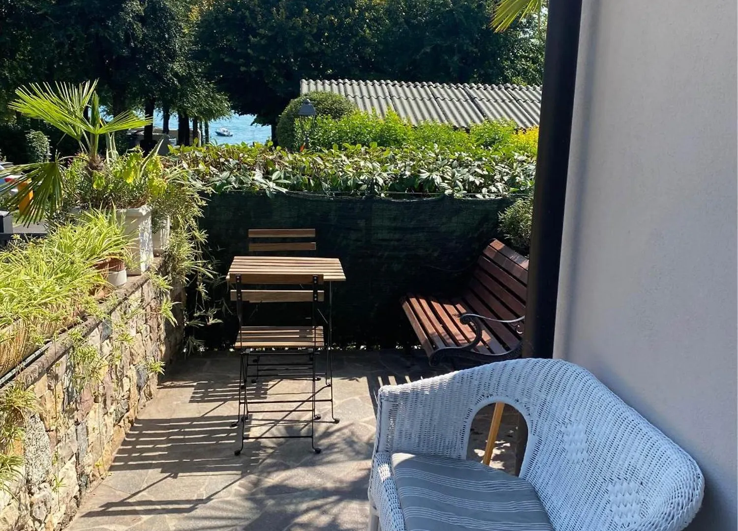 Casa Vacanze Gardiolina San Felice del Benaco Italy