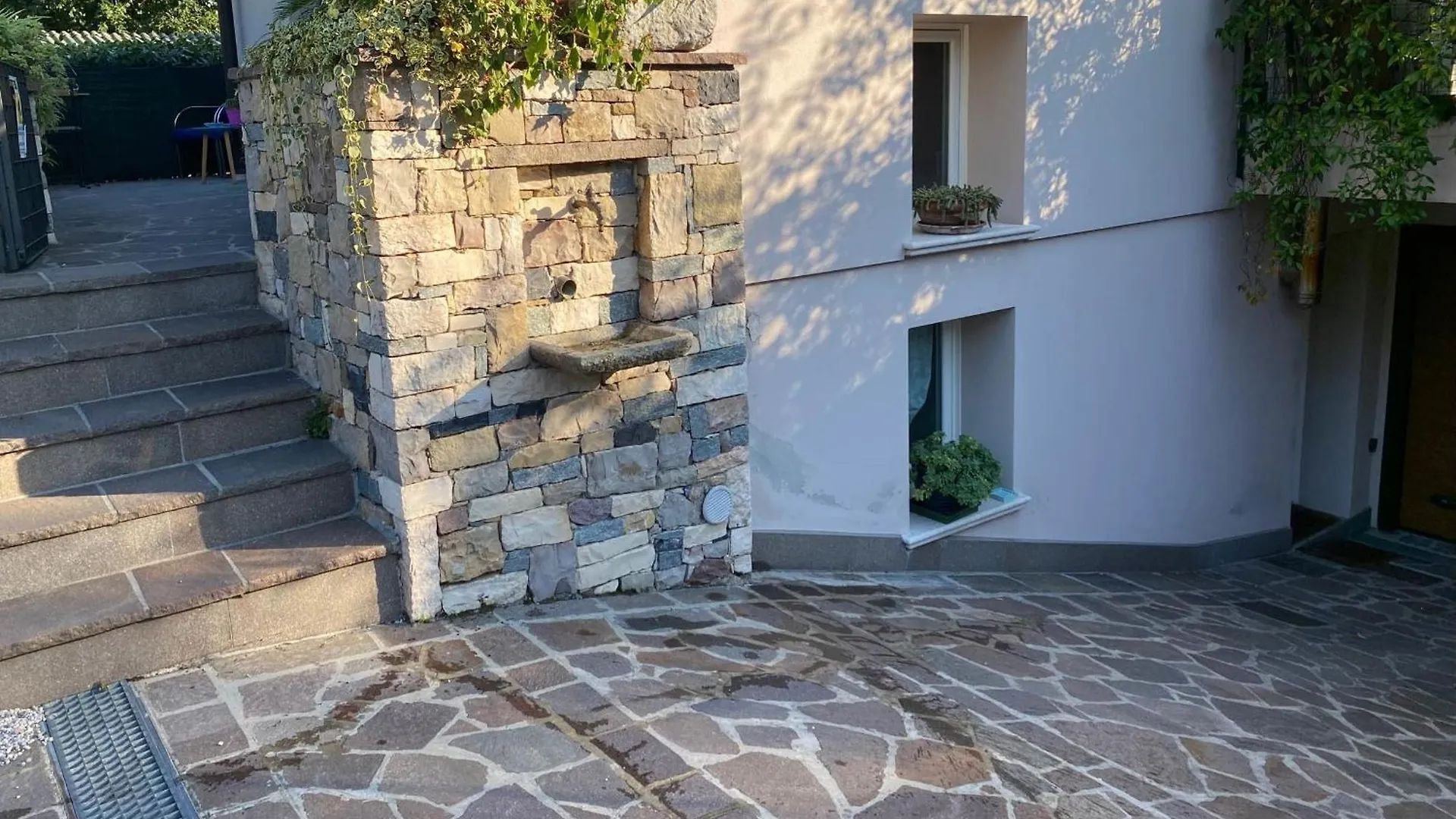 Casa Vacanze Gardiolina San Felice del Benaco Italy