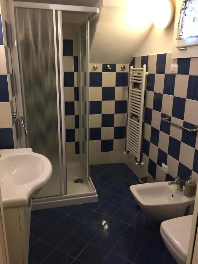 Casa Vacanze Gardiolina San Felice del Benaco 0*,